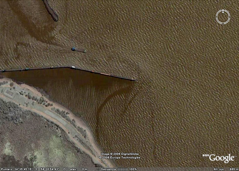 las plumas entrando en Darsena Norte